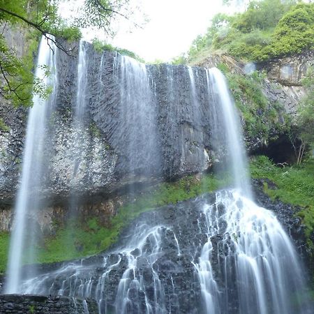 Le Gite Du Velay Bains Exterior foto