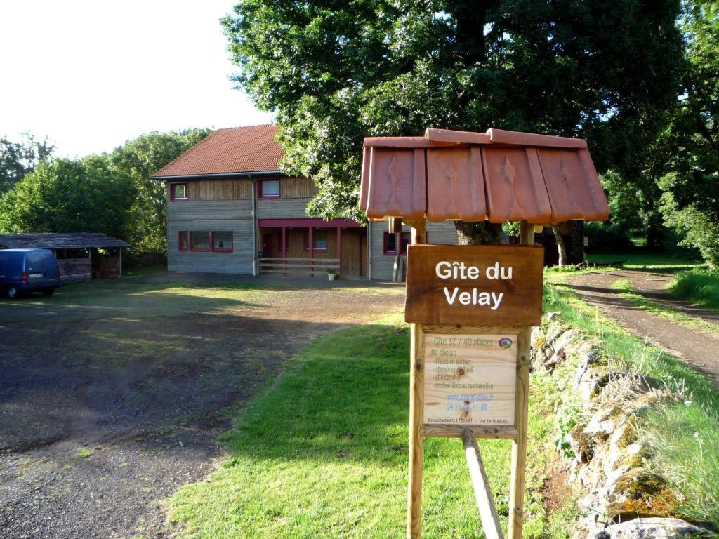 Le Gite Du Velay Bains Exterior foto