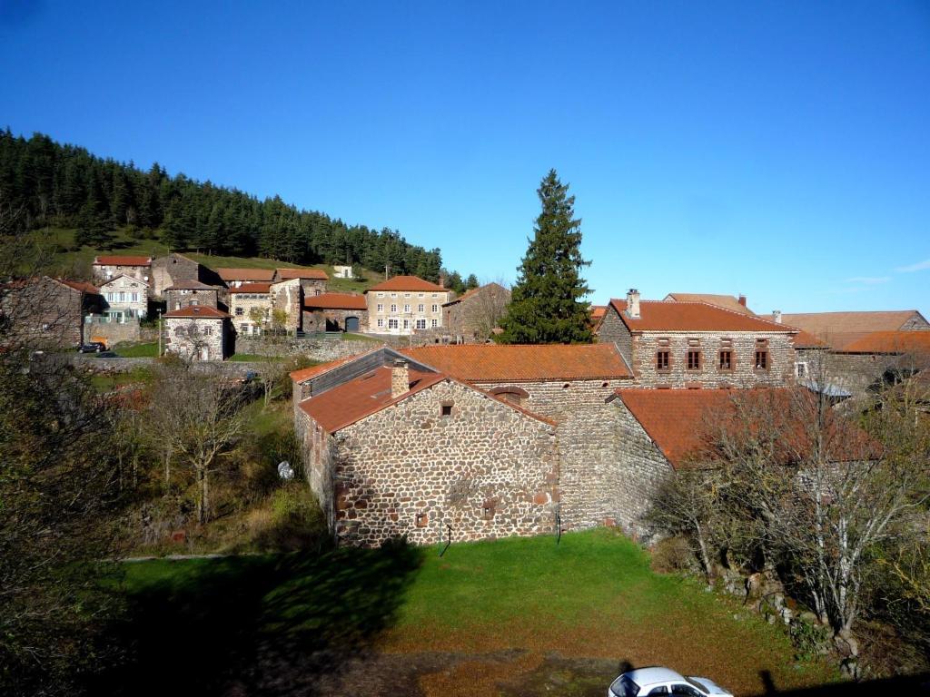 Le Gite Du Velay Bains Exterior foto